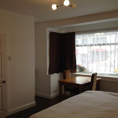 Repton Private Hotel รอมฟอร์ด ภายนอก รูปภาพ